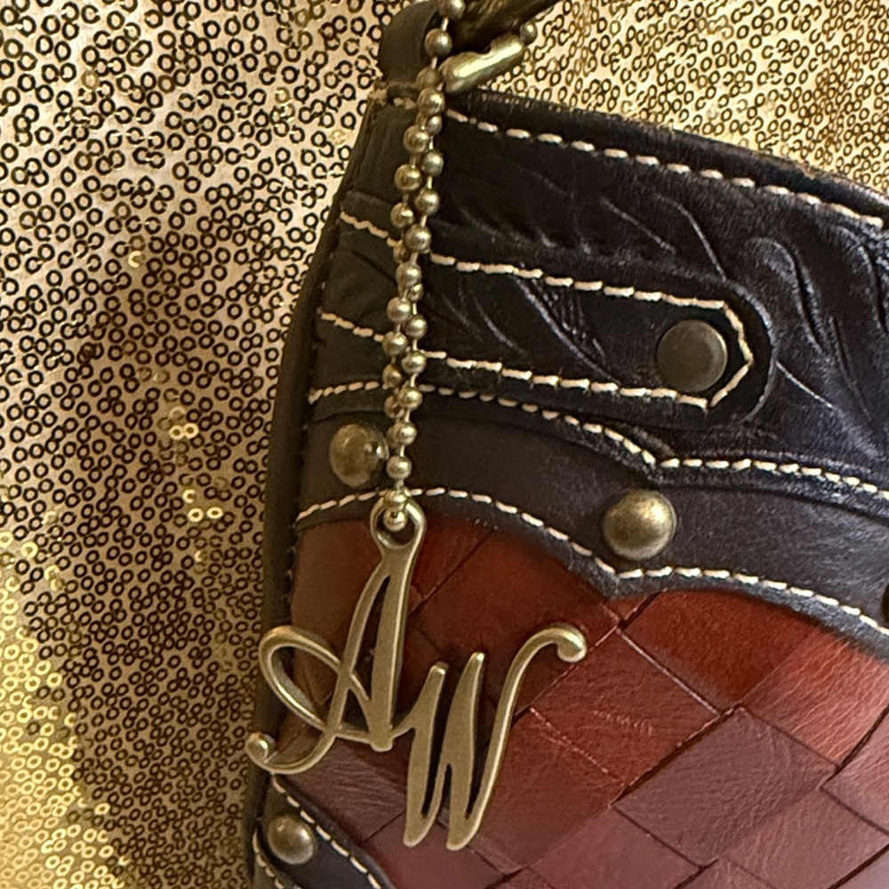 American West Two Tone Quilted Brown Woven Shoulder Bag - Picture 4 of 16